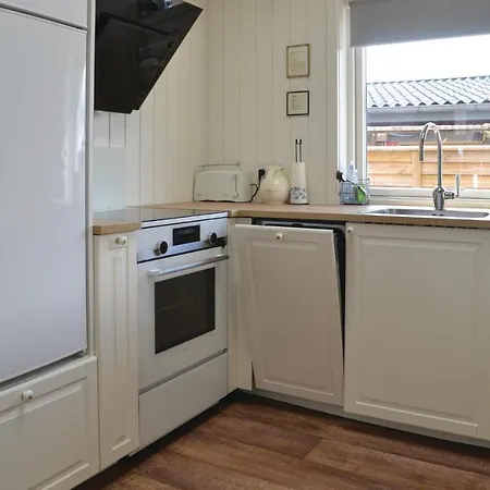 Awesome In V With Wifi Nyaraló *